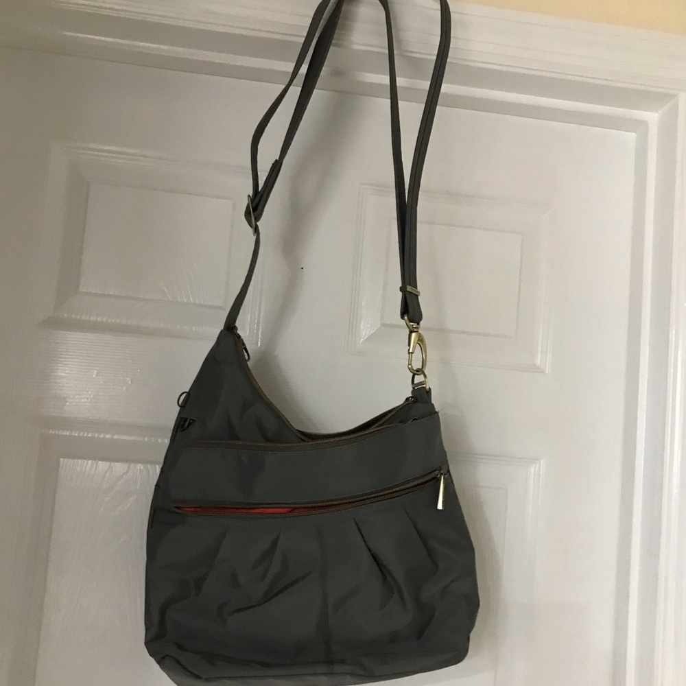 Travel-on anti-theft crossbody purse.
